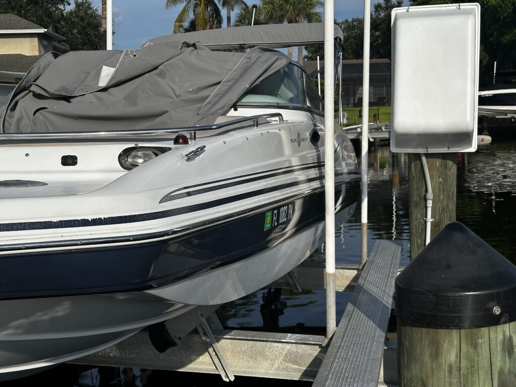 23' Hurricane AFTER Oxidation Removal and Marine Ceramic Coating